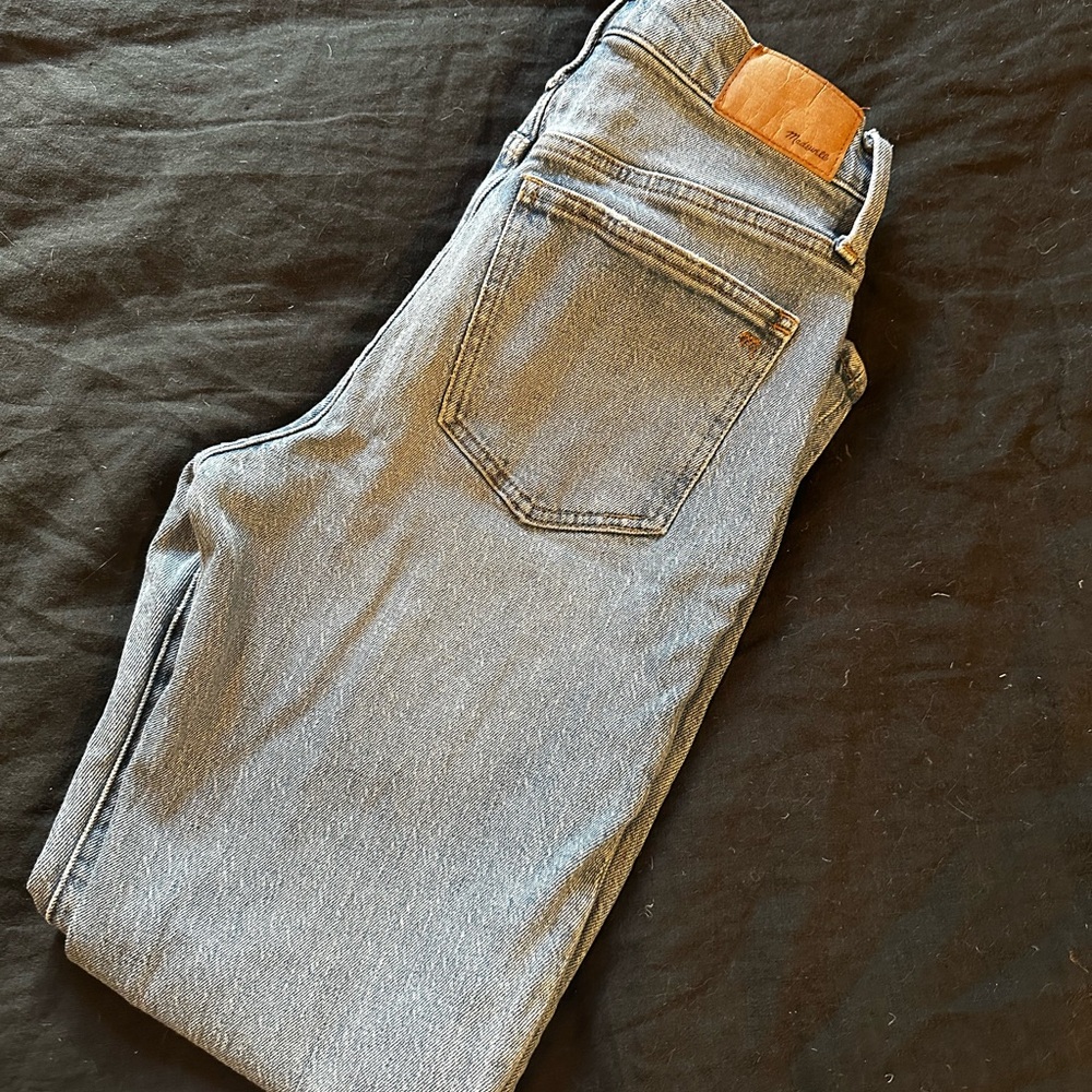 Madewell Straight-Leg Jeans in Light Blue